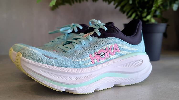 編輯開箱全新 Hoka Bondi 9 跑鞋 緩震人氣王再升級跑步更輕盈穩定