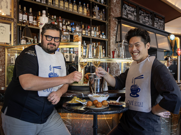 De café centenario para tapear a barra de ramen atípico: llega a Madrid la cena más inesperada