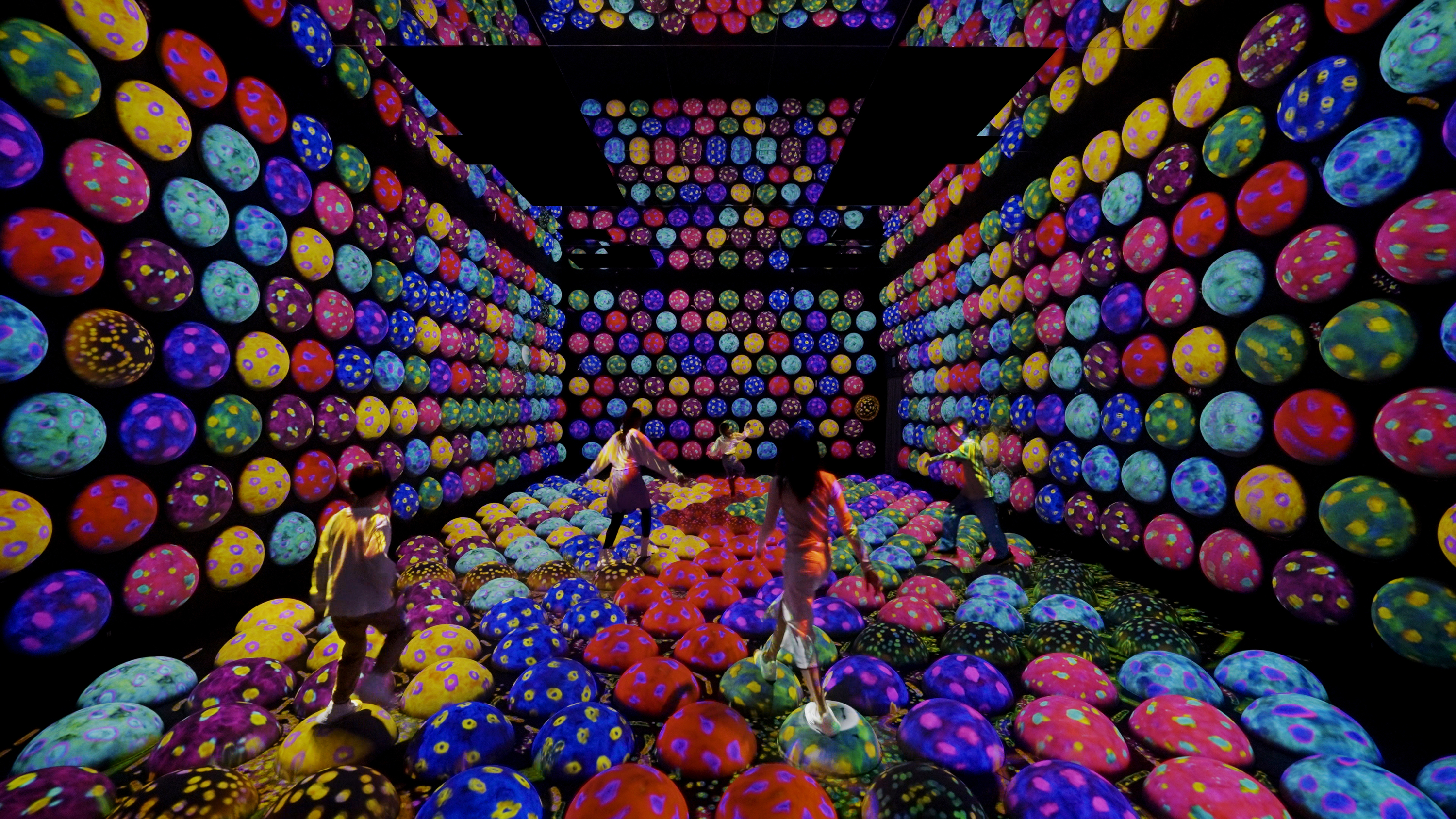 teamLab Planets