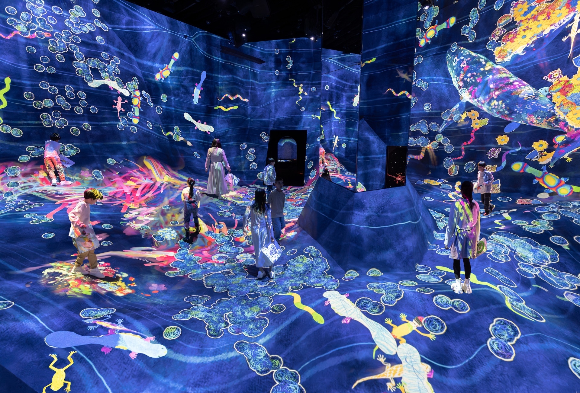 teamLab Planets