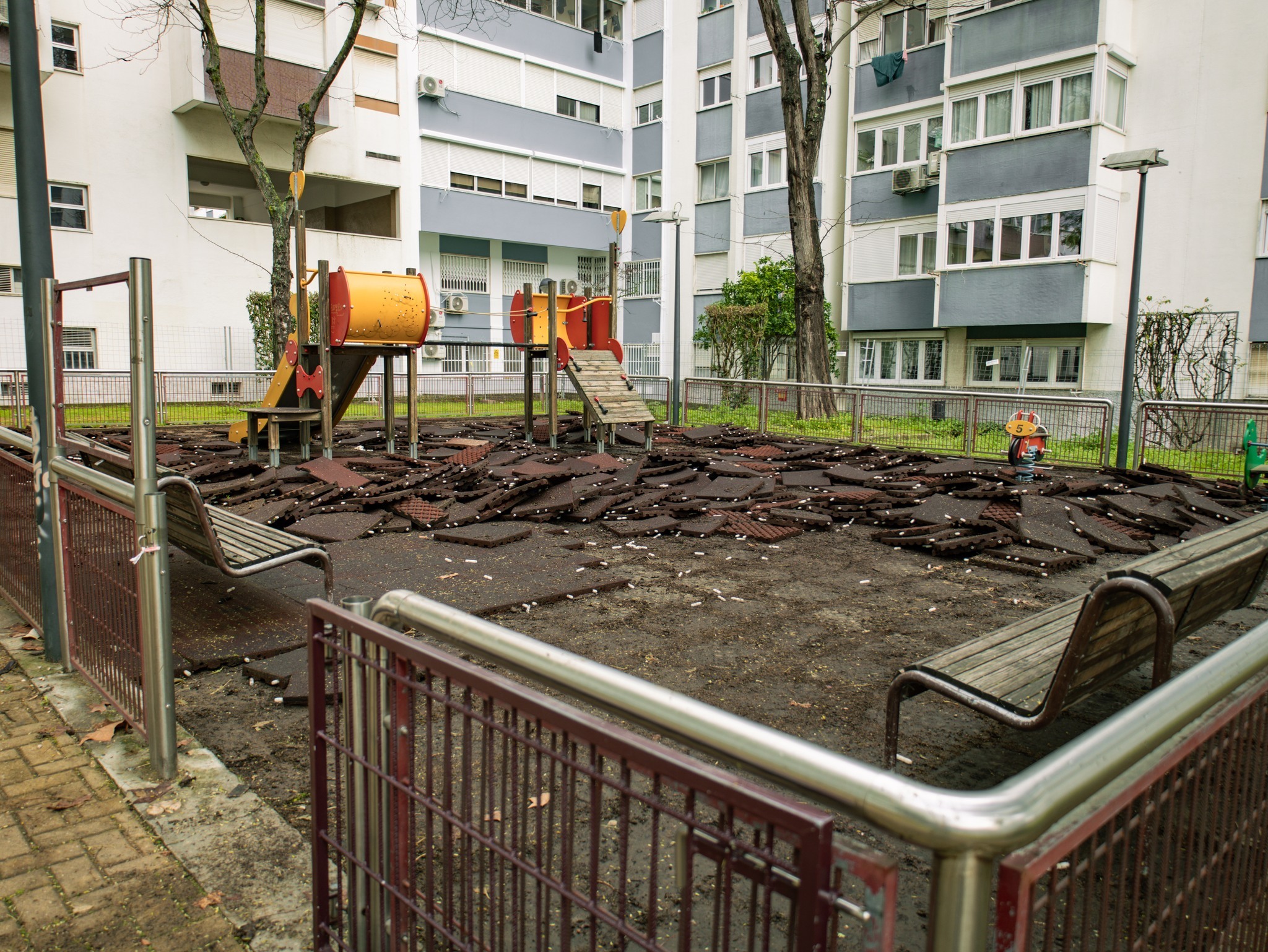 O bairro das Pedralvas, em Benfica, vai ter o parque infantil renovado