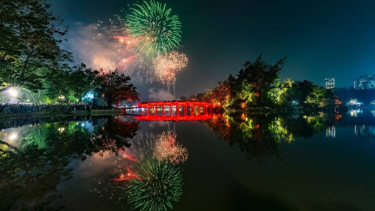 Hanoi’s Hoan Kiem Lake fireworks