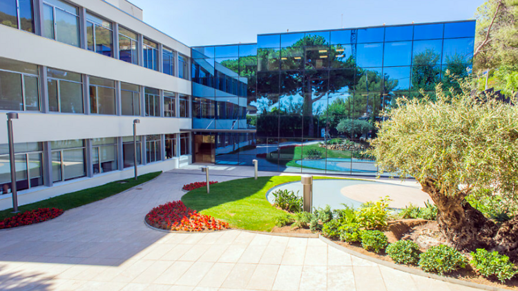 IESE Business School