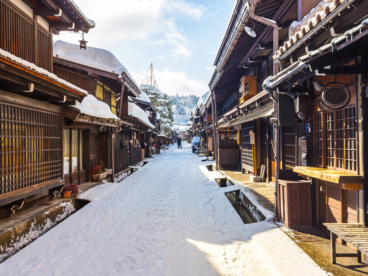 Walk into the past in old Takayama