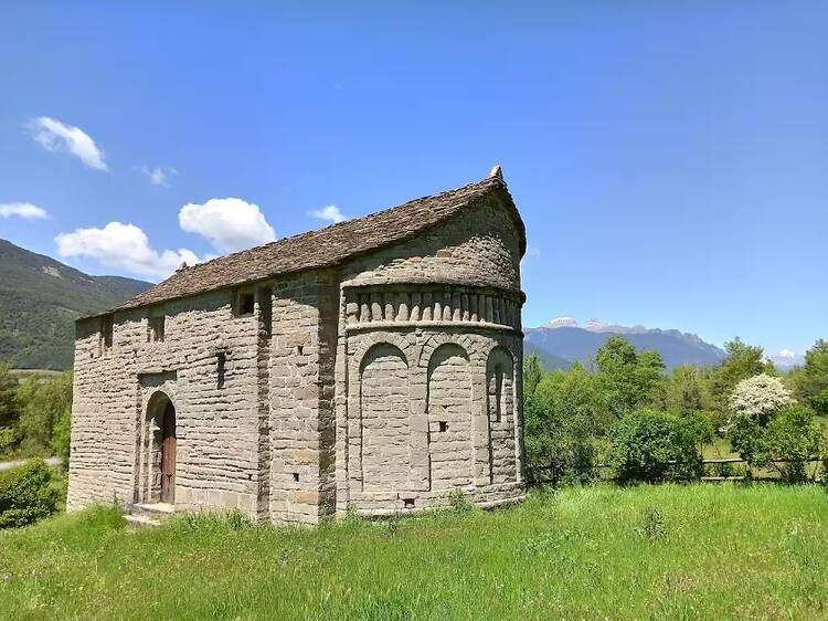 Javierre del Obispo: Natura, muntanya i cirerers florits