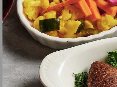 Jumana Bishara talks about her favorite foods, the service industry and her tenure at Tanoreen Jumana Bishara talks about her favorite foods, the service industry and her tenure at Tanoreen