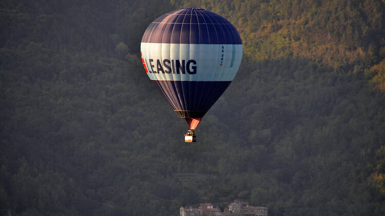 Balon klub Zagreb flying over Istria