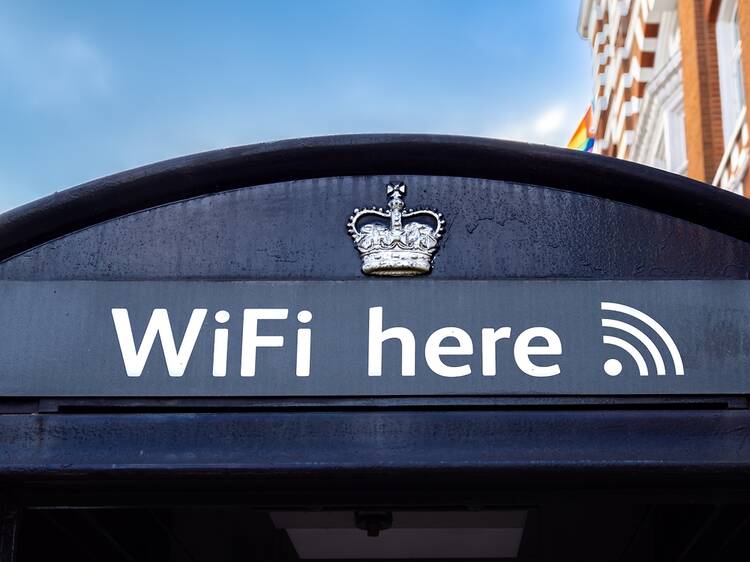 A massive free public wi-fi network is being rolled out across central London