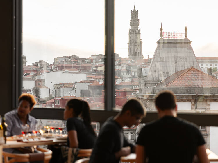 Sala de Prova - Time Out Market Porto