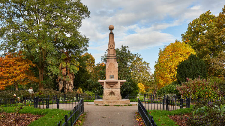 Clissold Park