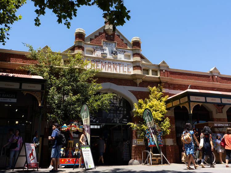 Explore the Fremantle Markets and top it off with a ferris wheel ride