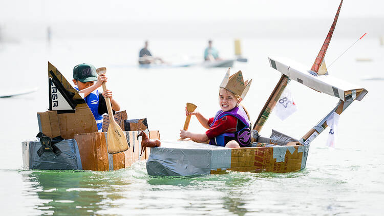 Kids rowing in the Dana Point Festival of Whales dinghy dash.