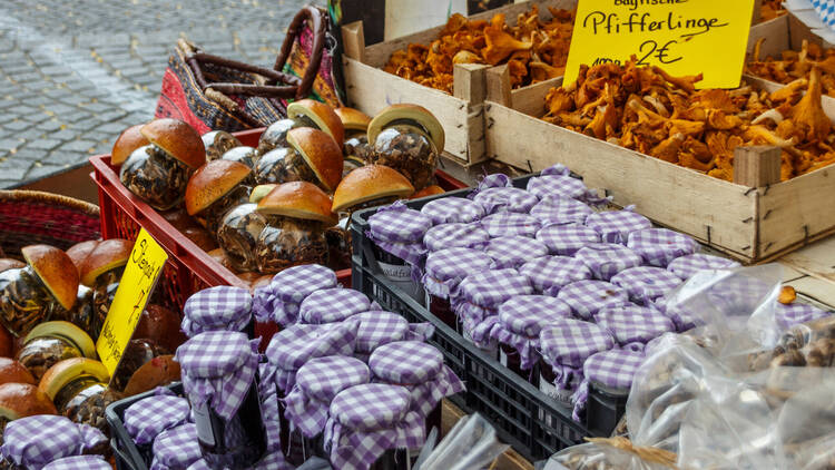 Sales stall with fresh fruits at Viktualienmarkt in Munich, the Viktualienmarkt is a typical farmer's market