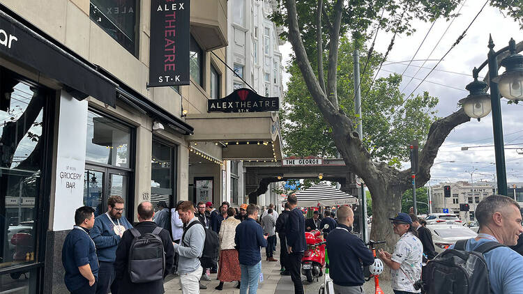 Crowd gathered outside the Alex Theatre, St Kilda