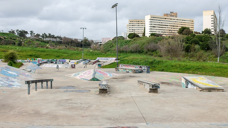 Dê uns toques no skate