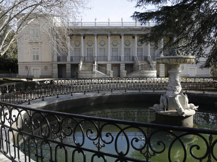 Jardines franceses, arte del siglo XVIII y XIX y la vida de la nobleza: el Palacio de El Capricho se convierte en un museo