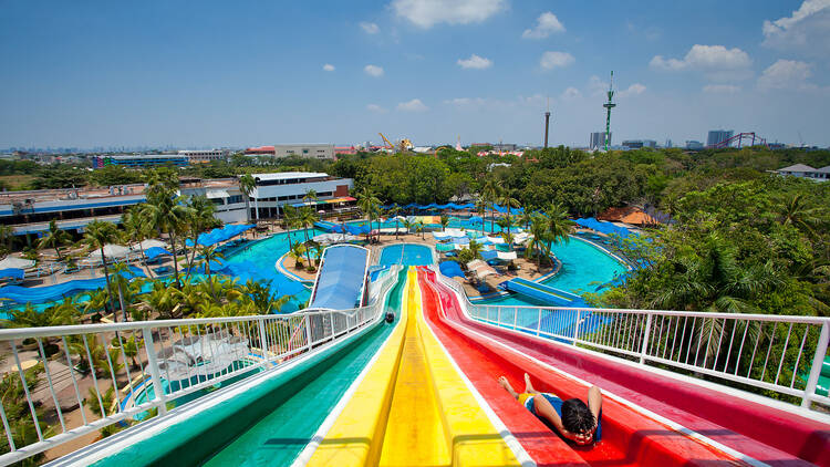 Siam Amazing Park