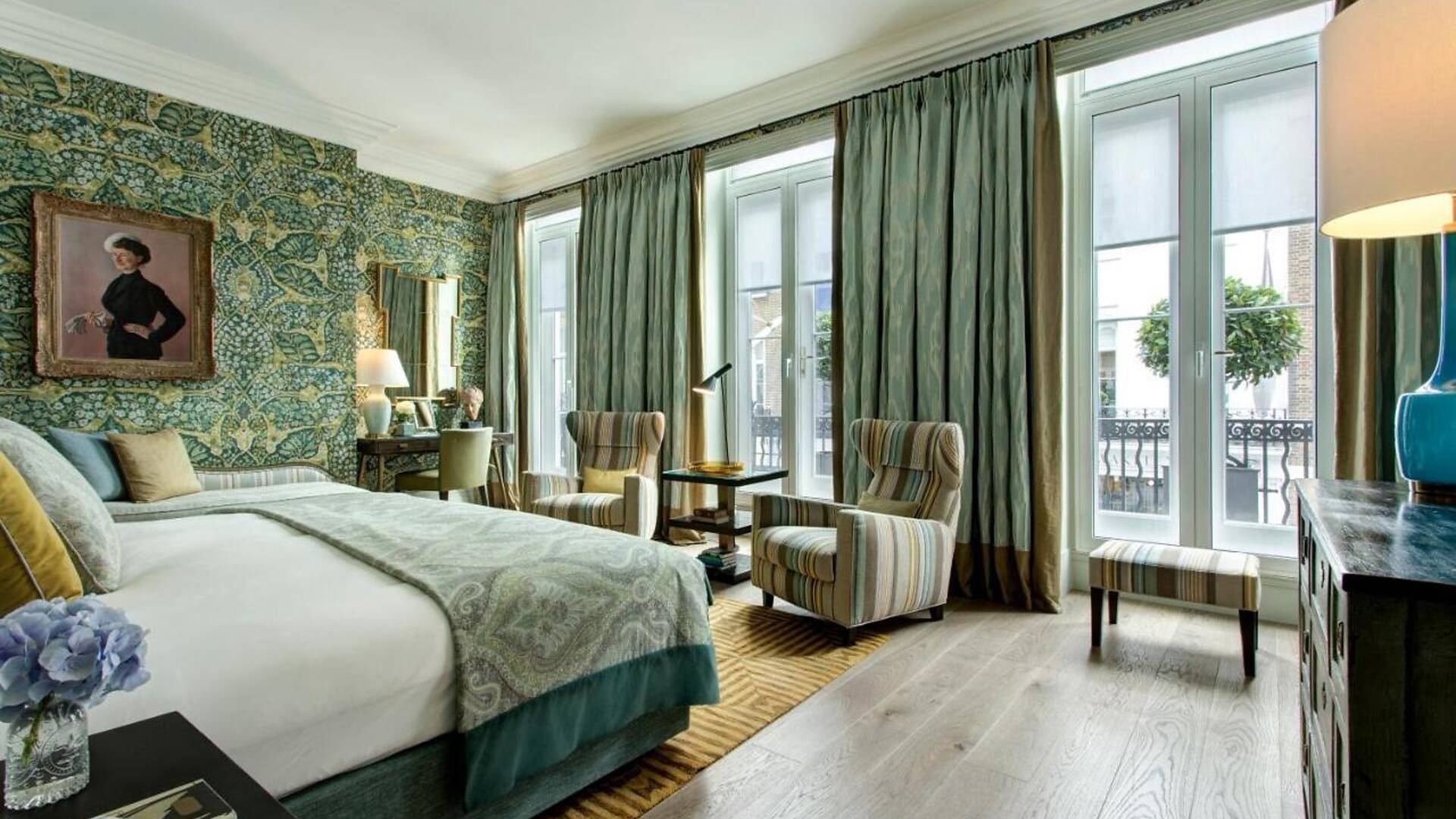 The 17 Best Family Hotels London Offers with 5-Star Luxury Best family hotels in london england