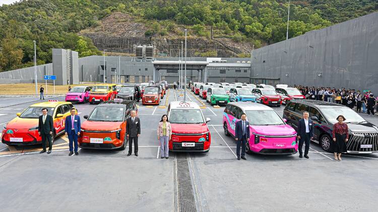 New Hong Kong taxi colours