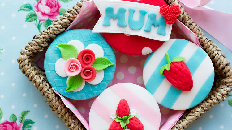 Mother’s Day cupcakes in the UK