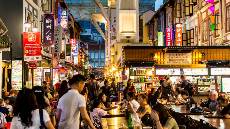 Singapore night chinatown 