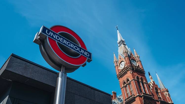 London Underground sign at King’s Cross St Pancras station in London