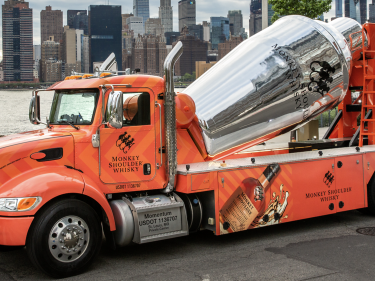 The biggest cocktail shaker in the world is giving out free drinks in Miami this weekend