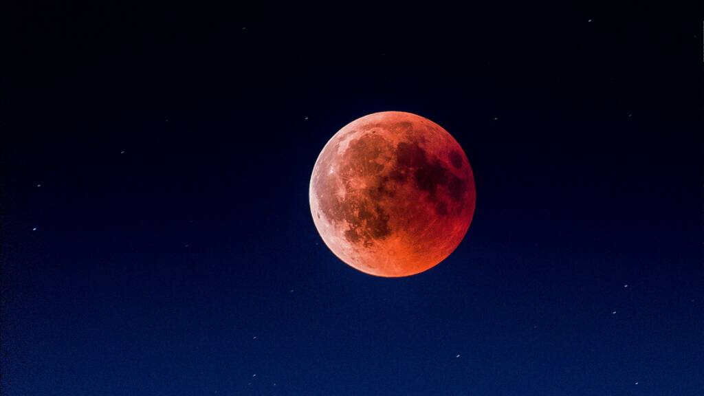 How to see the blood moon lunar eclipse in Australia tonight