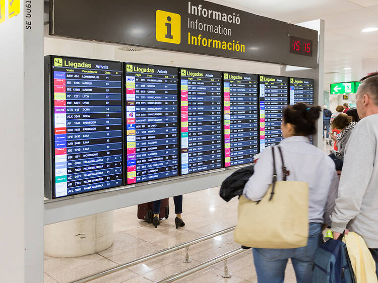 El aeropuerto del Prat cancela todos los vuelos a este país europeo