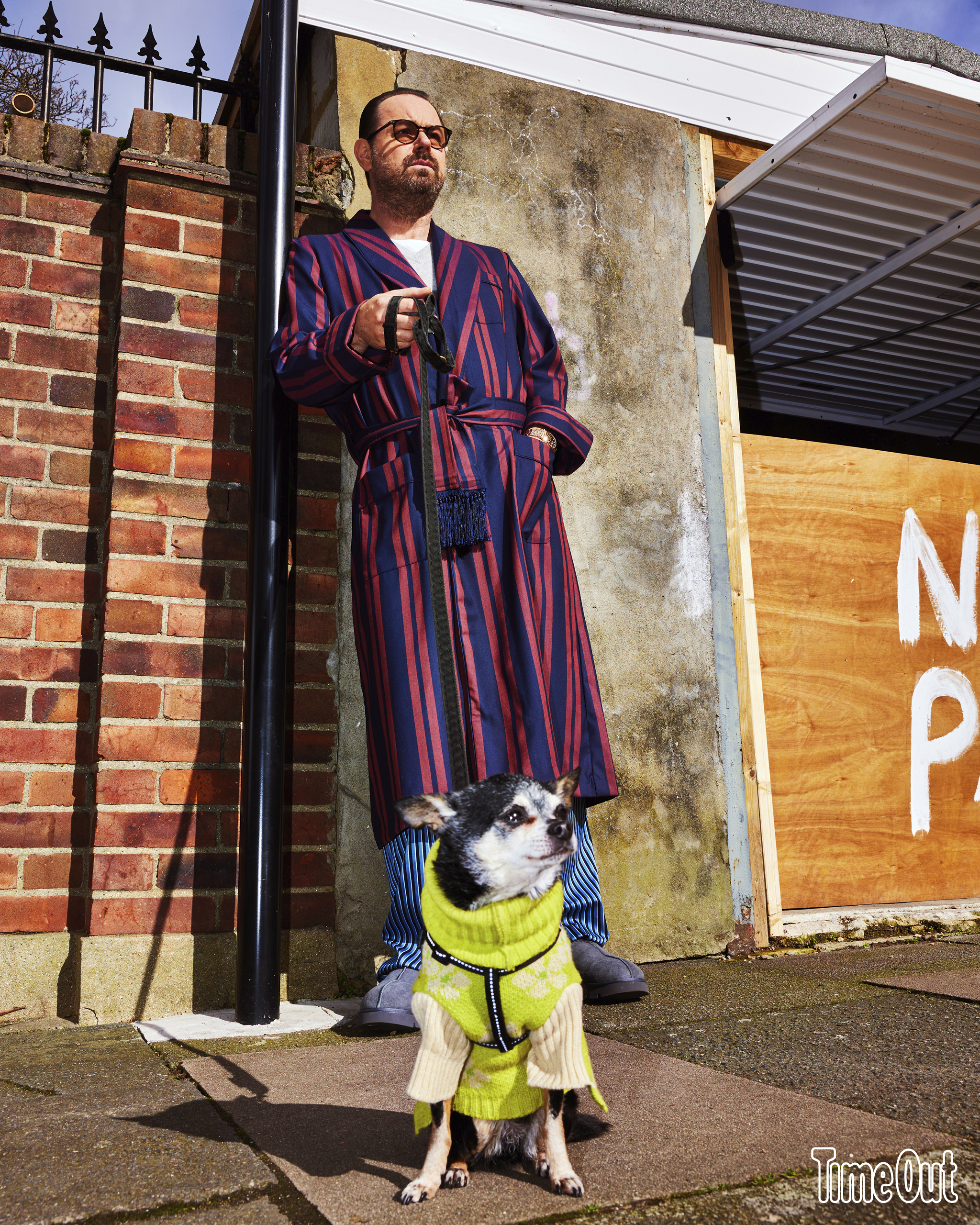 Danny Dyer with a dog