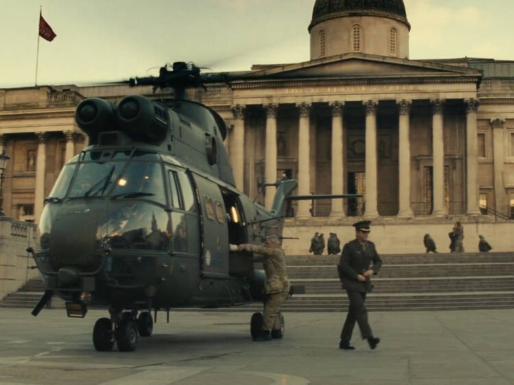 Just how did Tom Cruise land that chopper in Trafalgar Square?