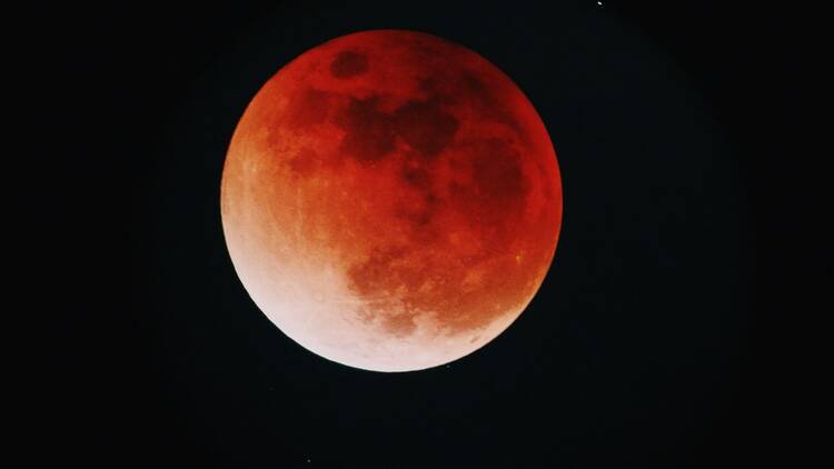 Cette nuit, une éclipse lunaire va donner au satellite une couleur de sang