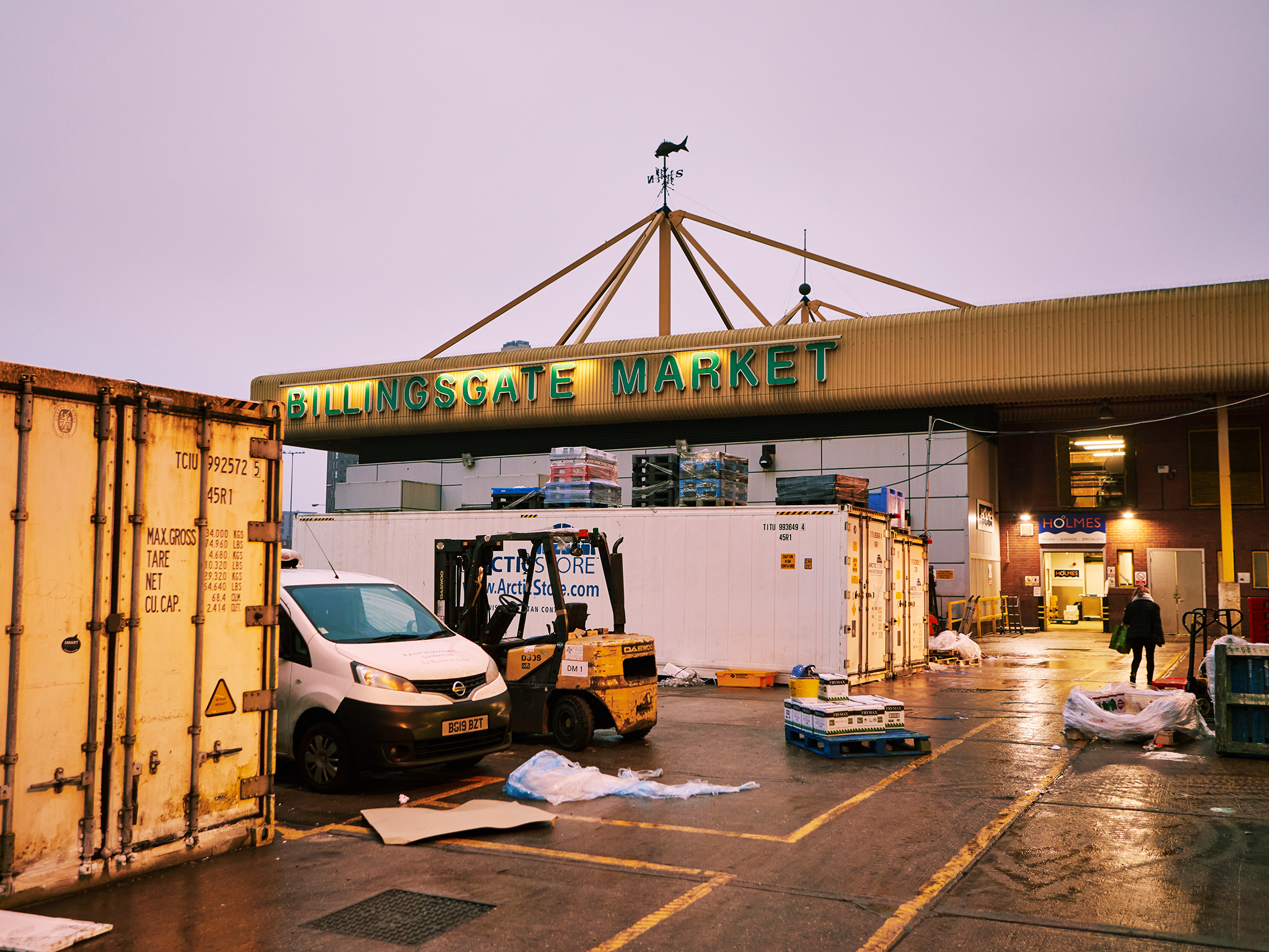 Billingsgate Market outside 