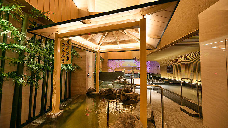 うめきた温泉 蓮 Wellbeing Park