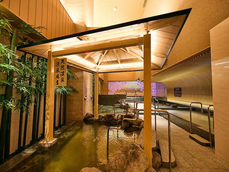 うめきた温泉 蓮 Wellbeing Park