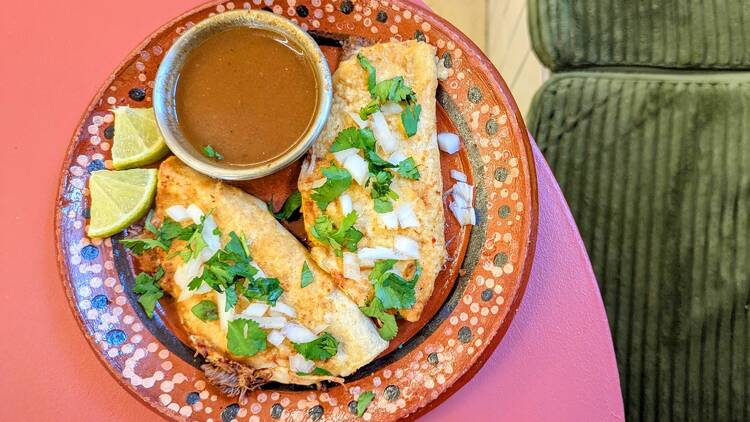 Au coeur du faubourg Poissonnière, cette cantine mexicaine dépoussière le genre