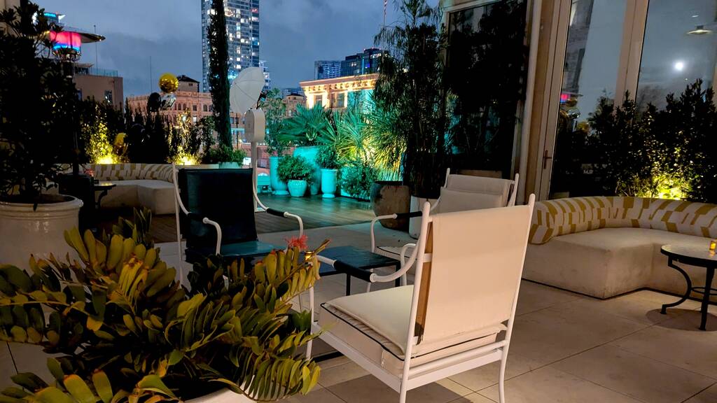 Line Rooftop La 14 Best Rooftop Bars in L.A. for Breathtaking Views and Excellent Drinks