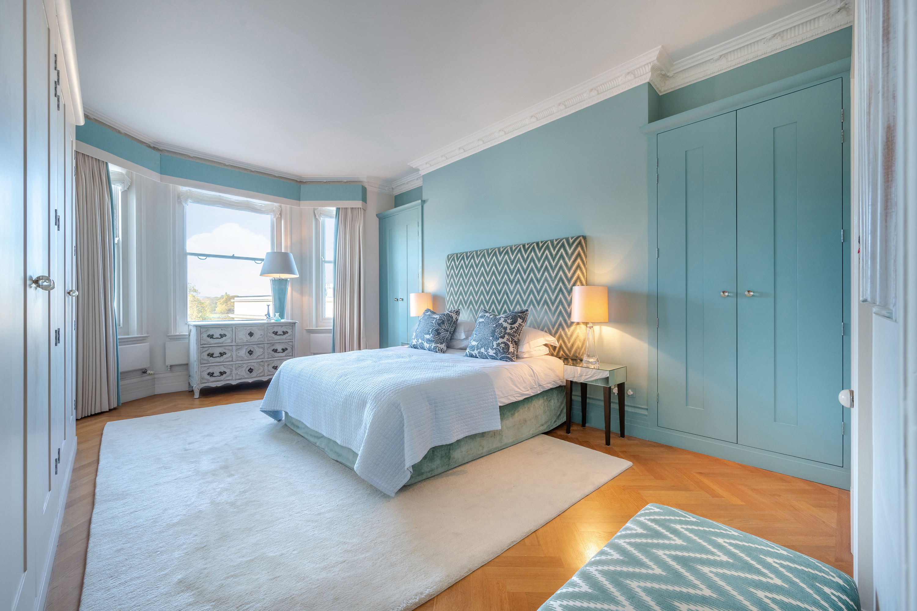 Main bedroom at Harley House 