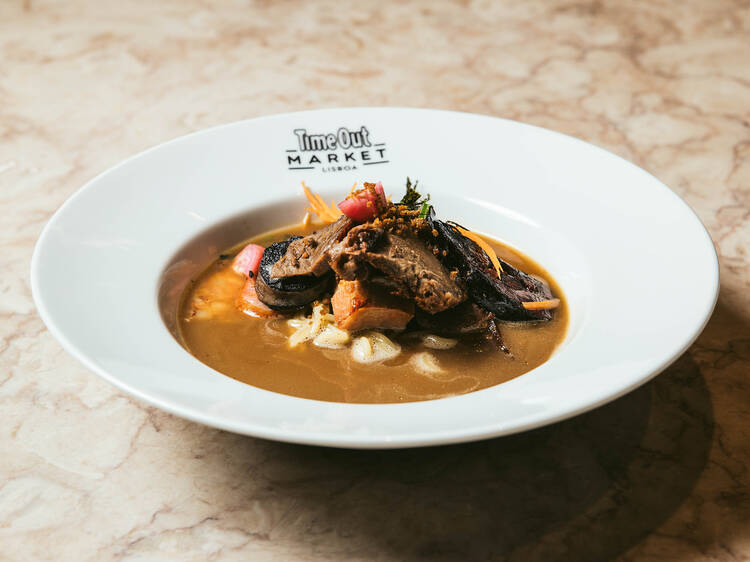 Chef João Sá no Time Out Market Lisboa