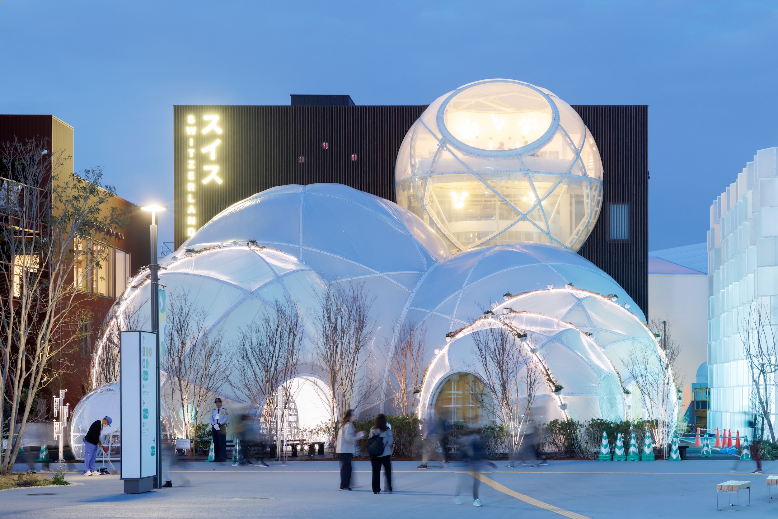 関西万博　スイスパビリオン　フルセット 万博最軽量を目指したスイスパビリオンの「遊び心」と「持続性