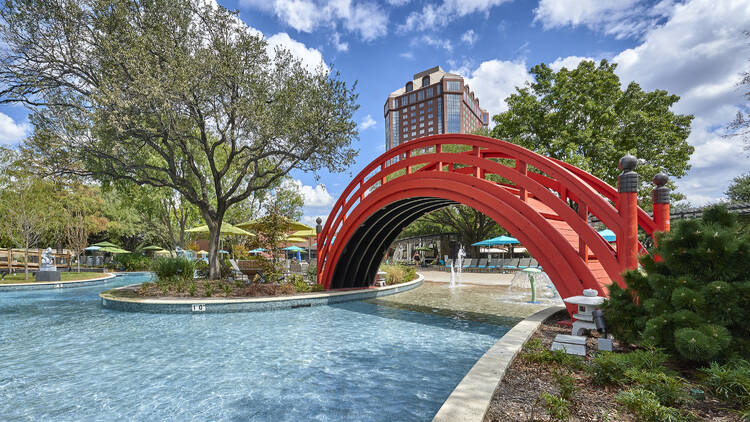Photo Courtesy of Hilton Anatole