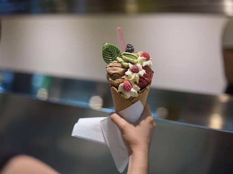 Dante Soppelsa: Chocolate Ice Cream Turned Into Art Dante Soppelsa: Chocolate Ice Cream Turned Into Art