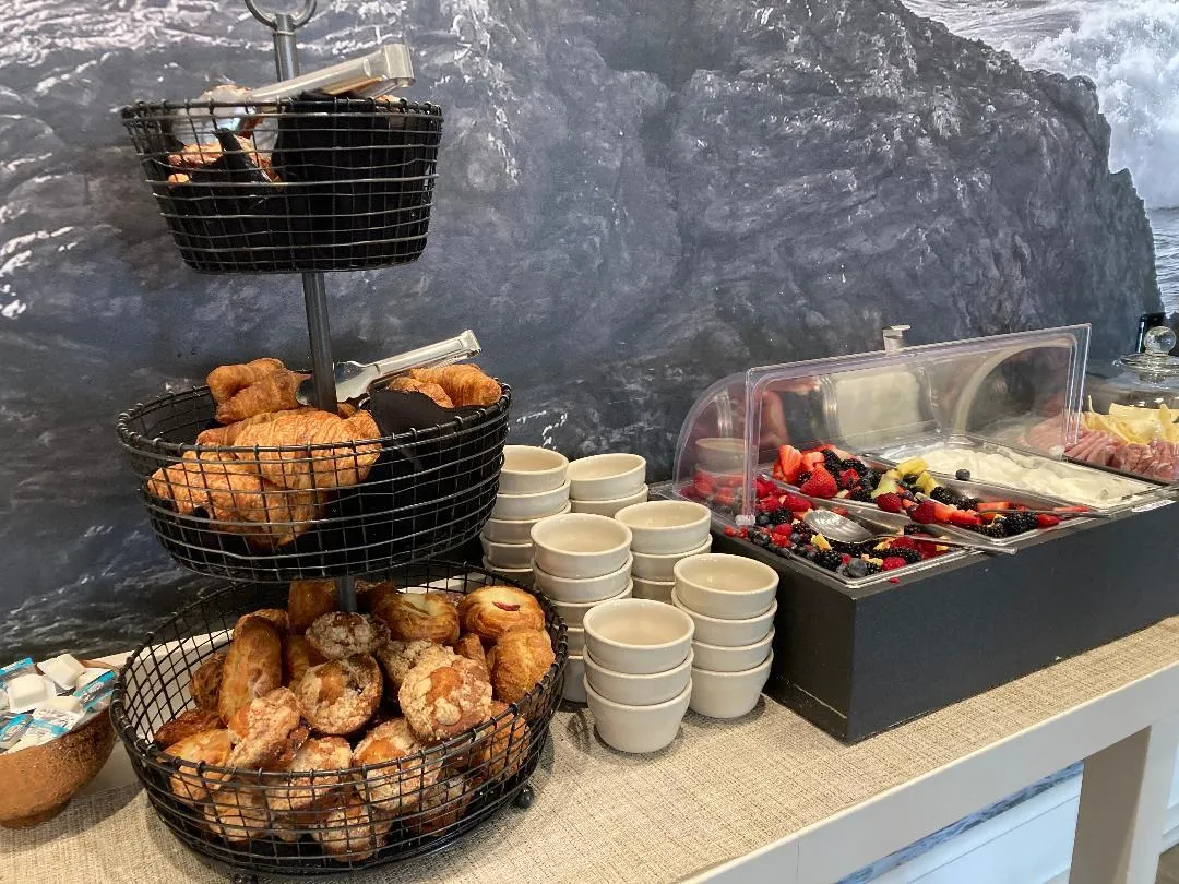 Lodge at the Presidio breakfast