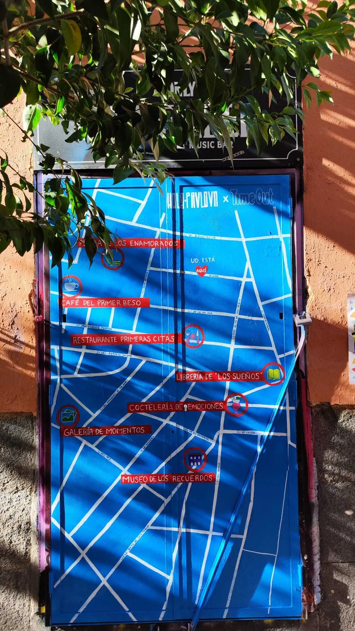 Mural de Time Out Madrid en Pinta Malasaña, por @hola.pavlova