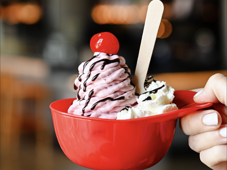 "Sweet Caroline" Sundae at Far Out Ice Cream
