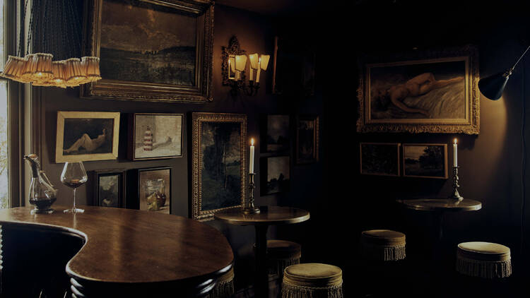 Gigi's moody lighting.