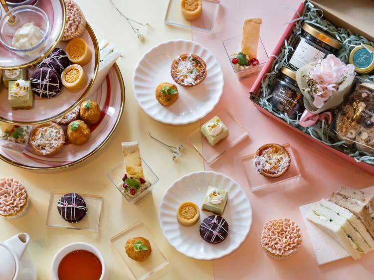 Have heartfelt chats over afternoon tea