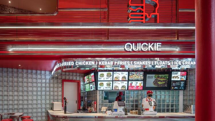 Quickie, Eight Thonglor