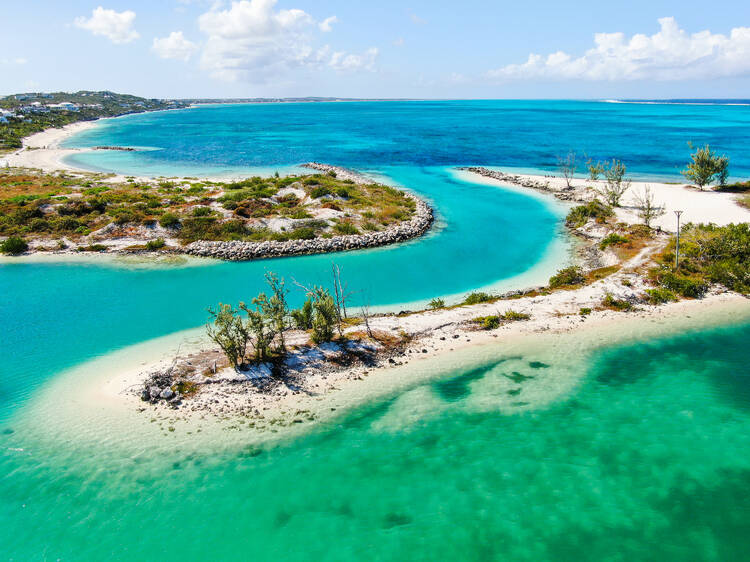 Explore the outer islands