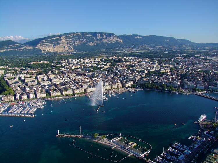 Relax on Lake Geneva